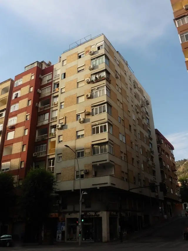 Calle Salvador Vicente de la Torre, 2