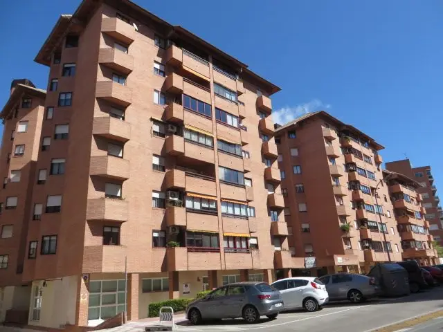 Avenida Castilla, 25, Sotano