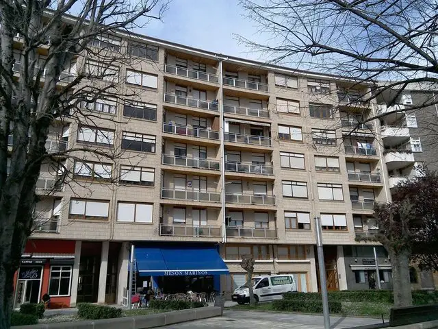 Calle Marinos Santoña, 6, 1º C