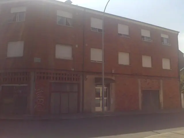 Calle Tarragona, 6