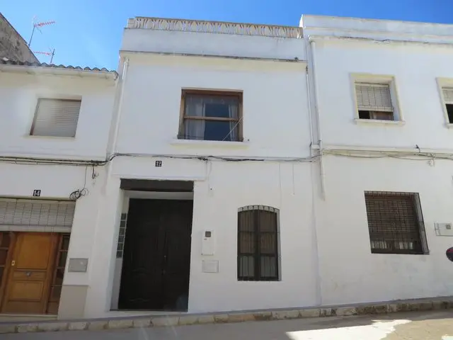 Calle Santa Teresita, 12