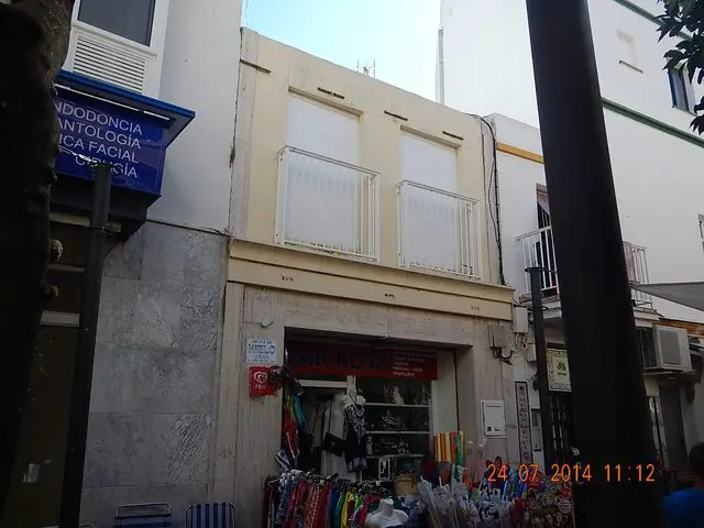 Calle Charco, 6