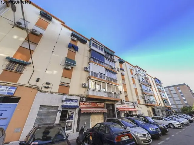 Calle Miguel Moreno Masón, 6