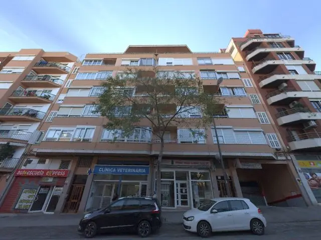Avenida Sant Ferran, 49