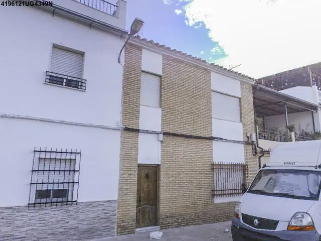 Calle Esposos Ortega y Vergara, 23