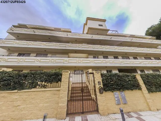 Planta 01, Puerta B