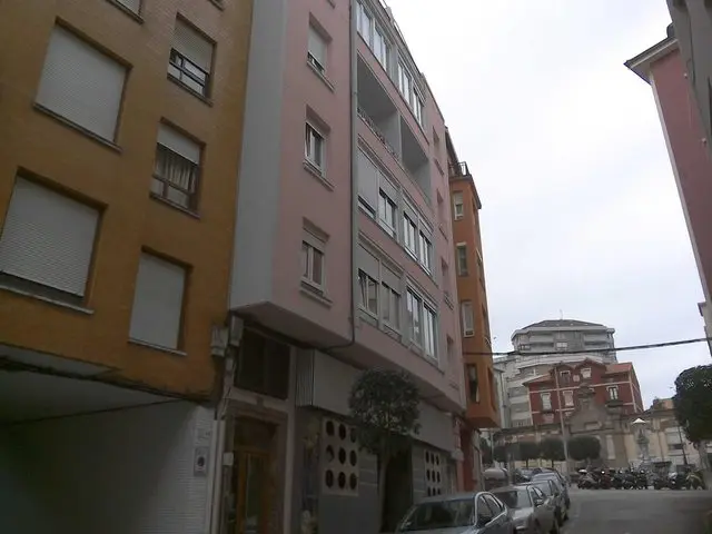 Calle Perines, 25
