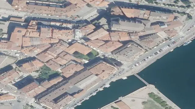 Erribera 1, Portal 1B, 2º D
