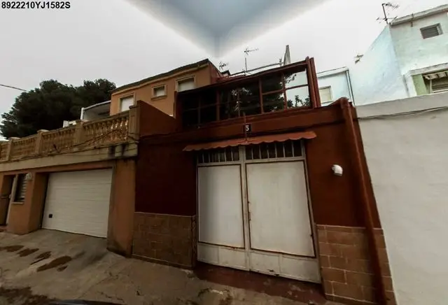Calle Colonia Santa Ana, 5