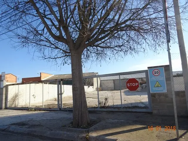 Calle Camí de les Arenes, 8-10