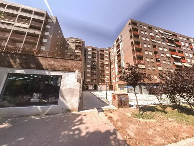 Calle Jorge Guillen, 21