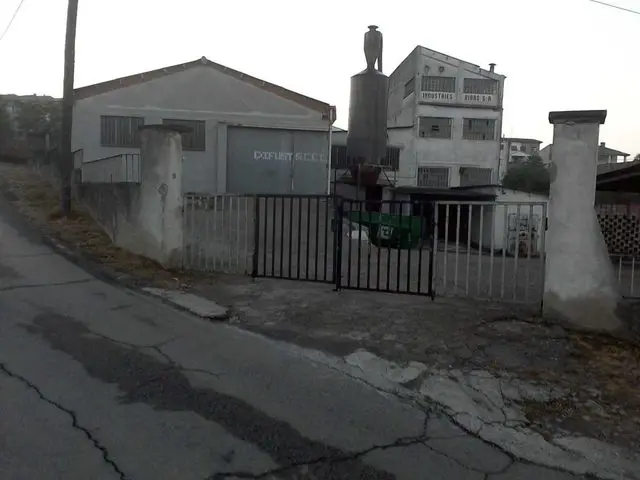Avenida D'Assedegar S/n, Planta Semisotanos, Bajo, Primero y Segundo Piso