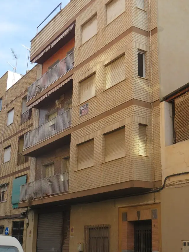 Calle Frutos Moreno, 2