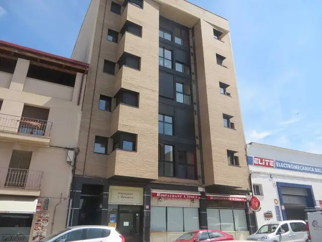 Calle Urgell, 97, Puerta a