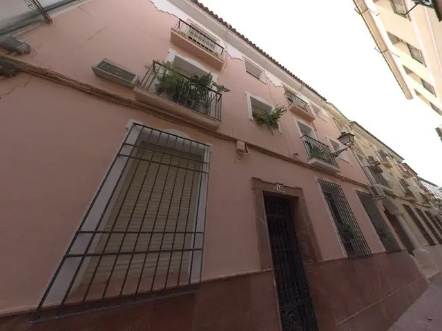 Calle Lazaro Martin, Planta Bajo
